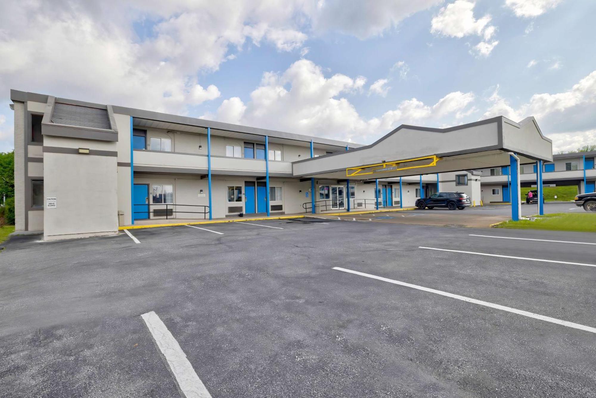 Motel 6 Harrisburg Pa Near Pa Expo Center Exterior photo